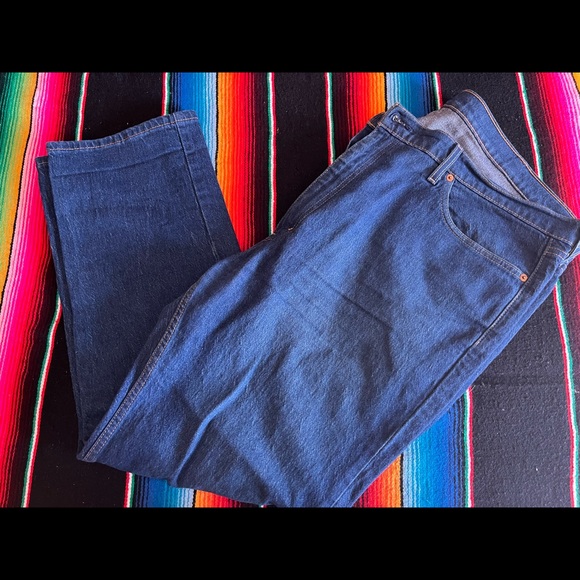 Levi’s 541 Jeans - Picture 4 of 4